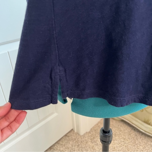 2/$30 GAP Relaxed Navy Blue Easy Tee Sleeveless Tank Top - Picture 2 of 5